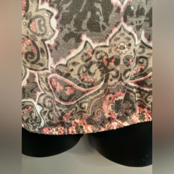 INC pink/gray cold shoulder blouse - Picture 3 of 6